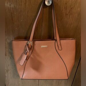 Brand new Elim & Paul XL Handbag Shoulder Bag Tote in brown. Gold hardware.